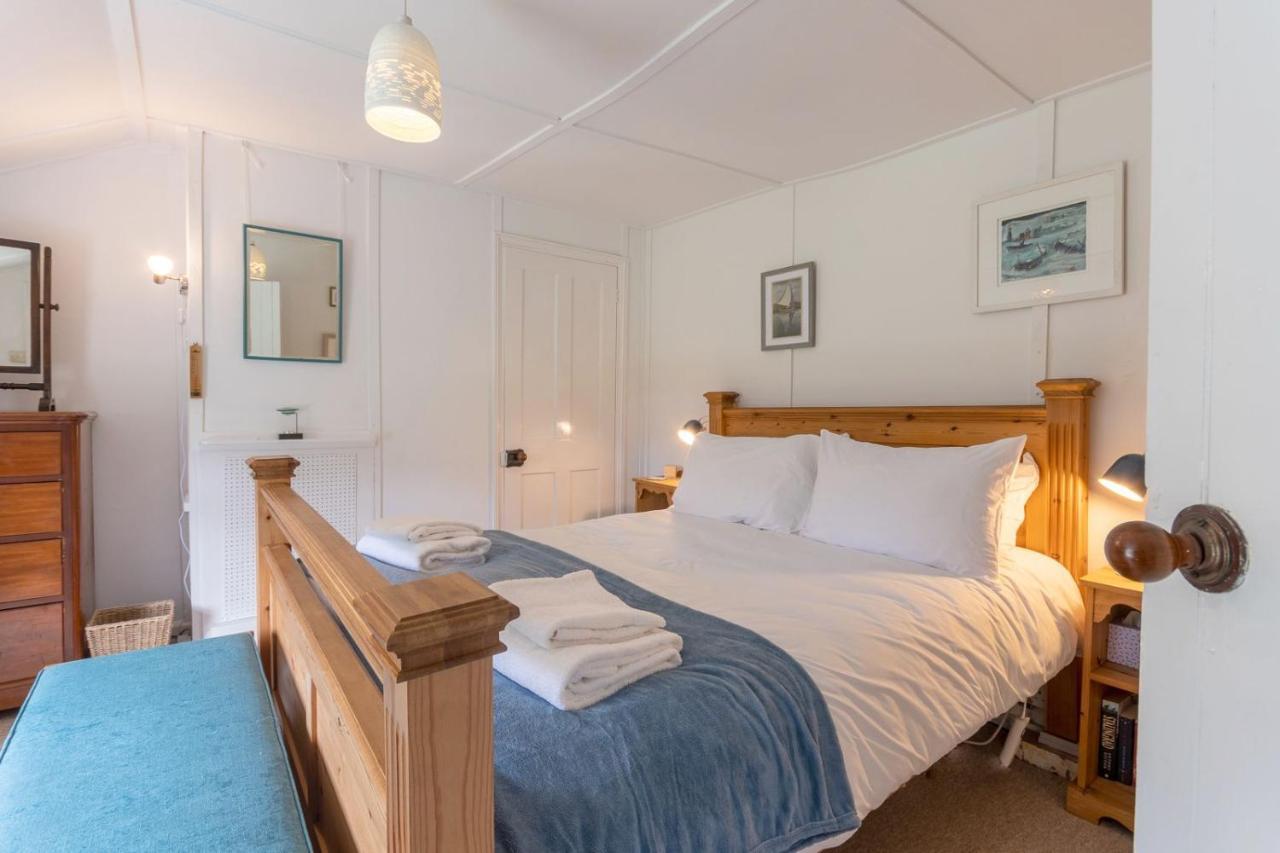 Adorable Two Bed Norfolk Broads Holiday Home - River Views With Moorings & Fishing Стегем Екстер'єр фото