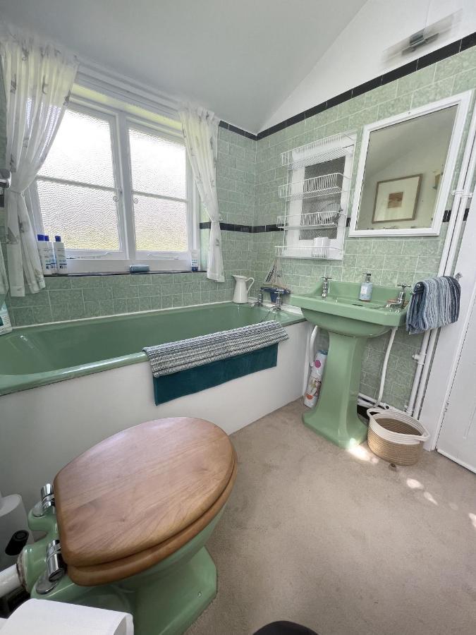 Adorable Two Bed Norfolk Broads Holiday Home - River Views With Moorings & Fishing Стегем Екстер'єр фото